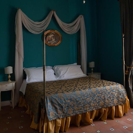 Hotel Villa Dorata Ніколозі Екстер'єр фото