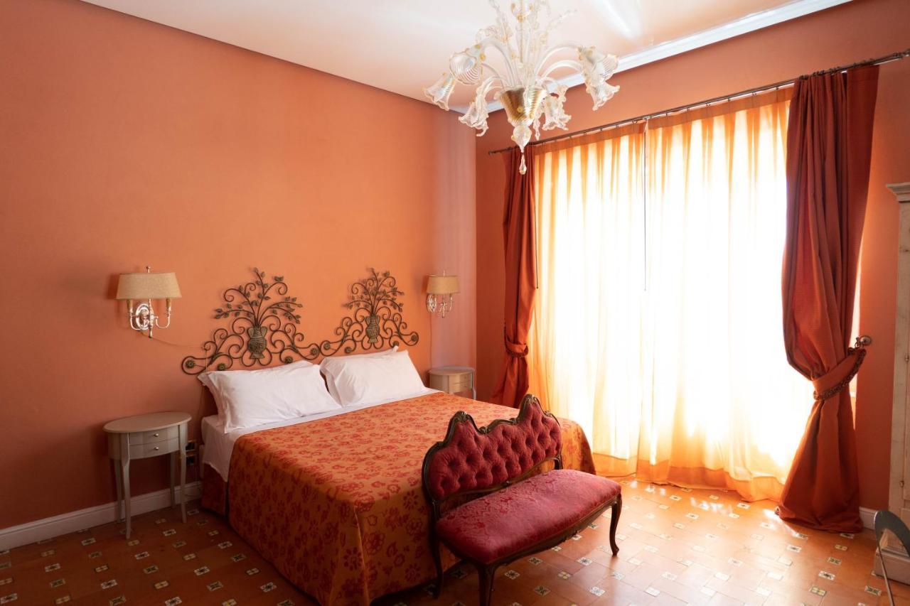 Hotel Villa Dorata Ніколозі Екстер'єр фото
