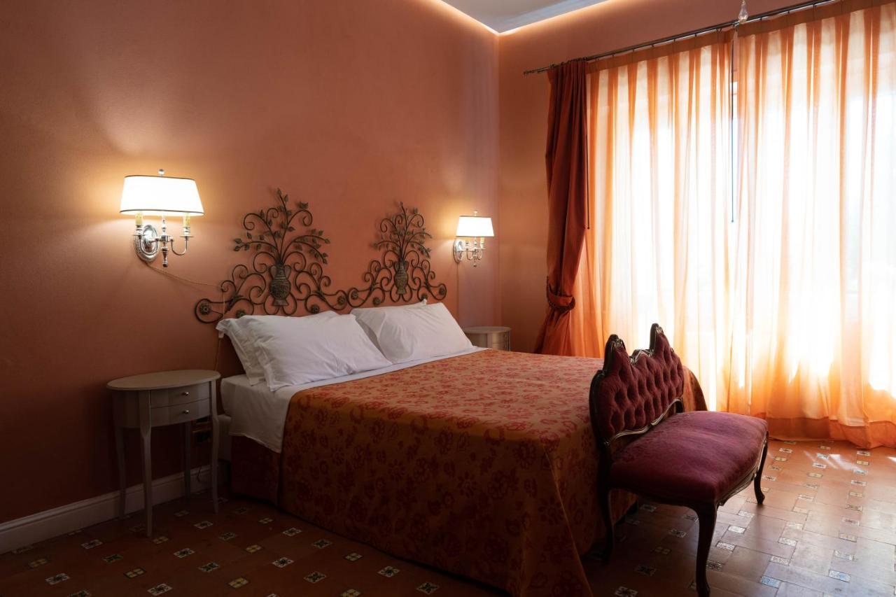 Hotel Villa Dorata Ніколозі Екстер'єр фото