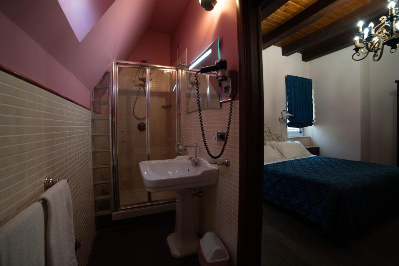 Hotel Villa Dorata Ніколозі Екстер'єр фото