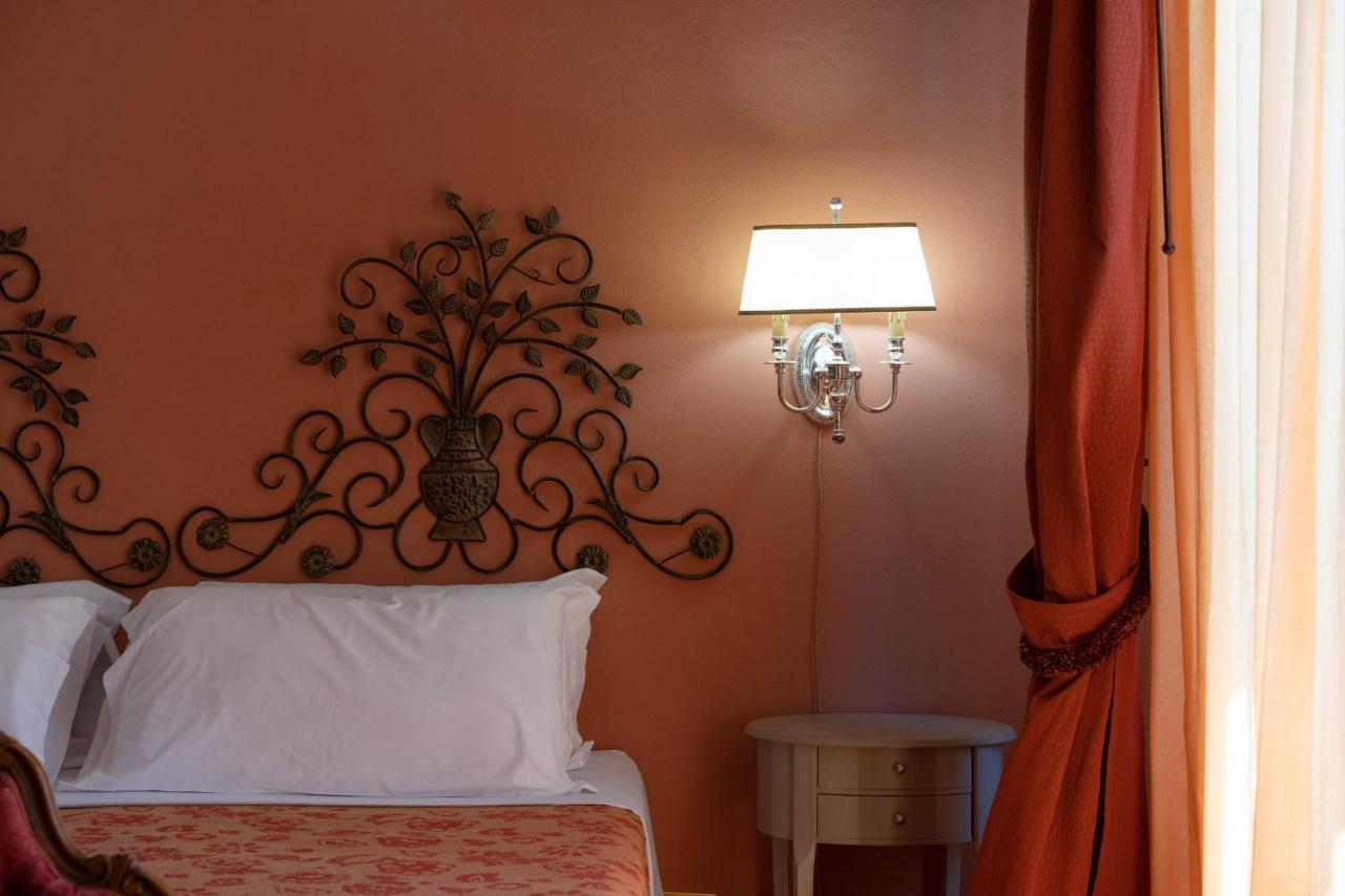 Hotel Villa Dorata Ніколозі Екстер'єр фото