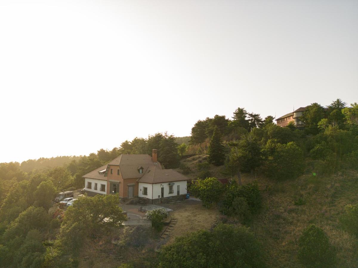Hotel Villa Dorata Ніколозі Екстер'єр фото