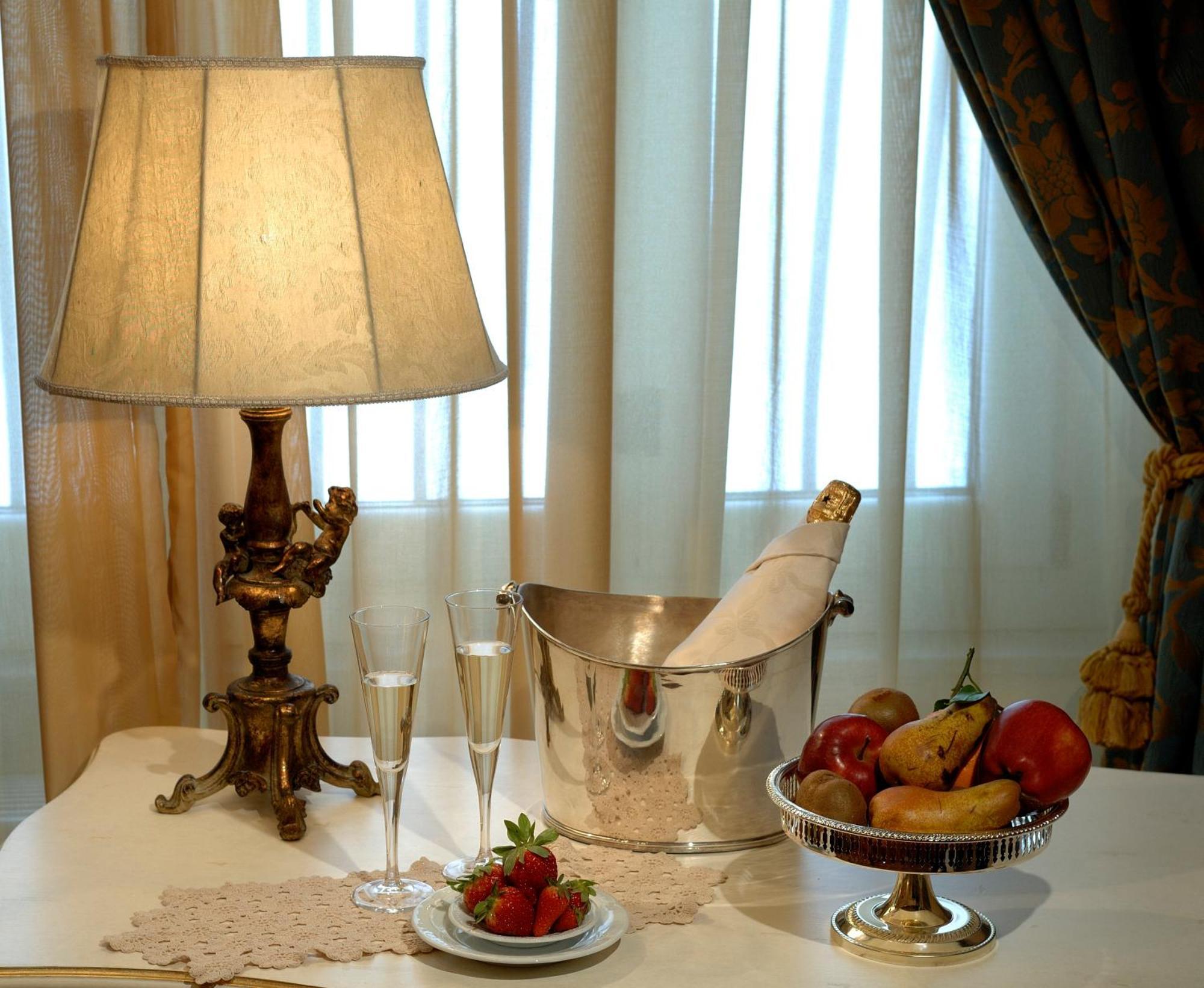 Hotel Villa Dorata Ніколозі Екстер'єр фото