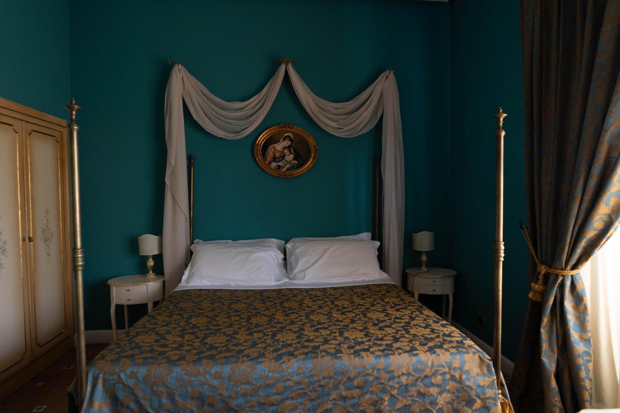 Hotel Villa Dorata Ніколозі Екстер'єр фото