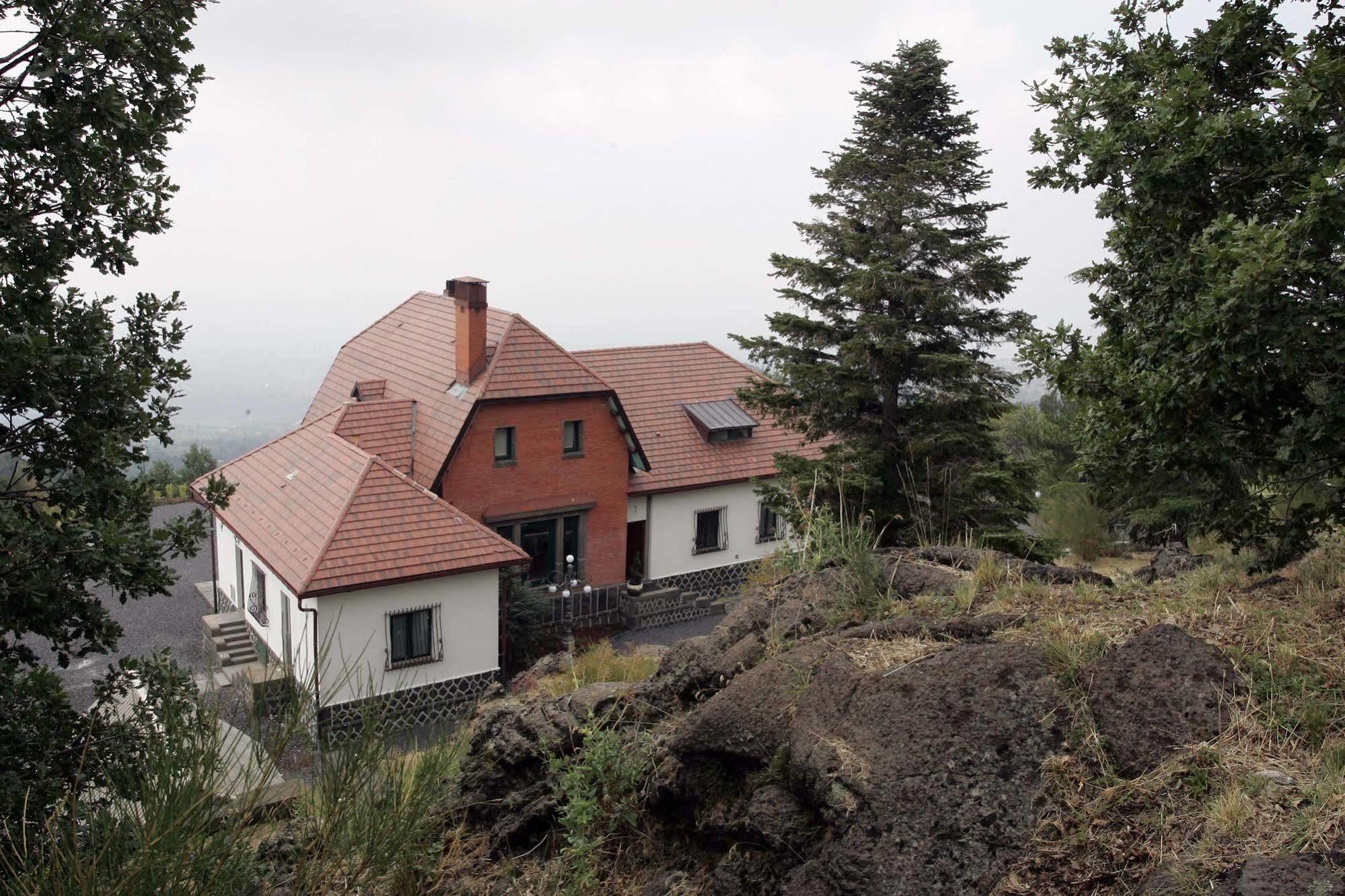 Hotel Villa Dorata Ніколозі Екстер'єр фото